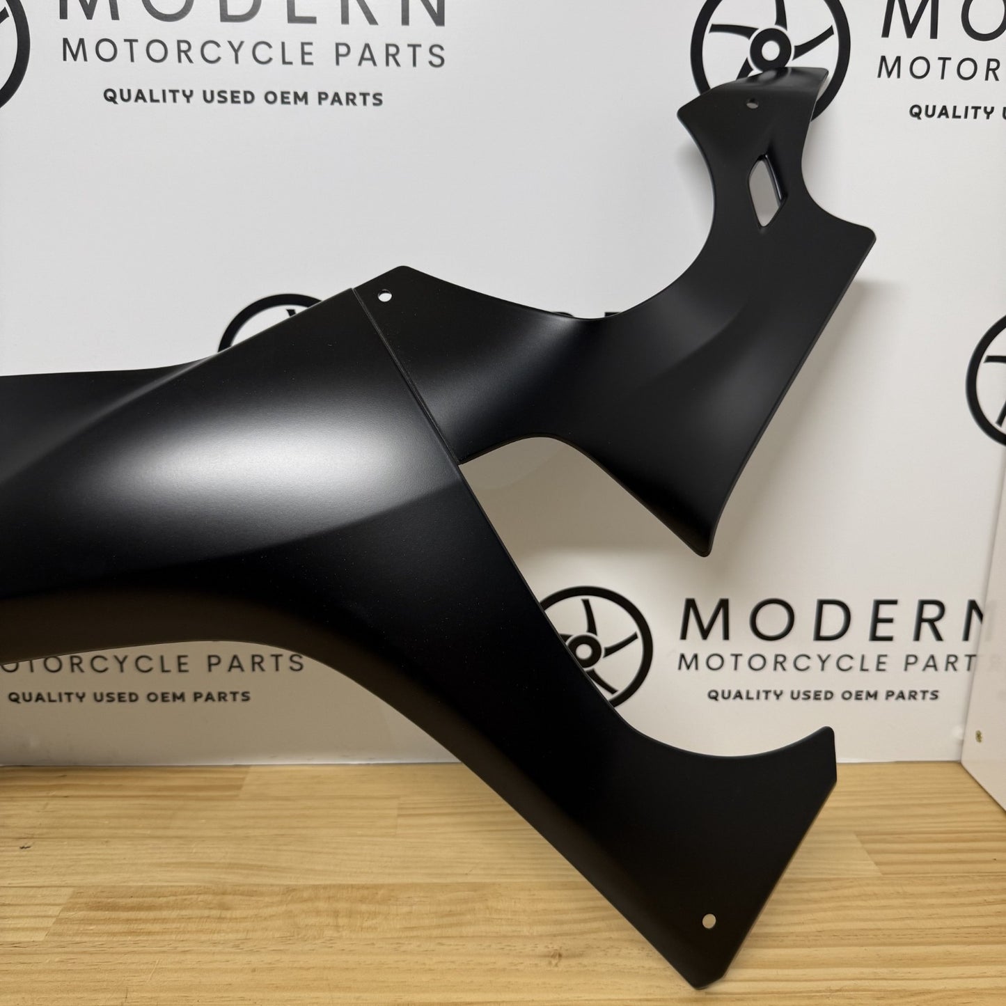 Yamaha YZF-R1 2025+ Left Fairing and Carbon Winglet Genuine OEM