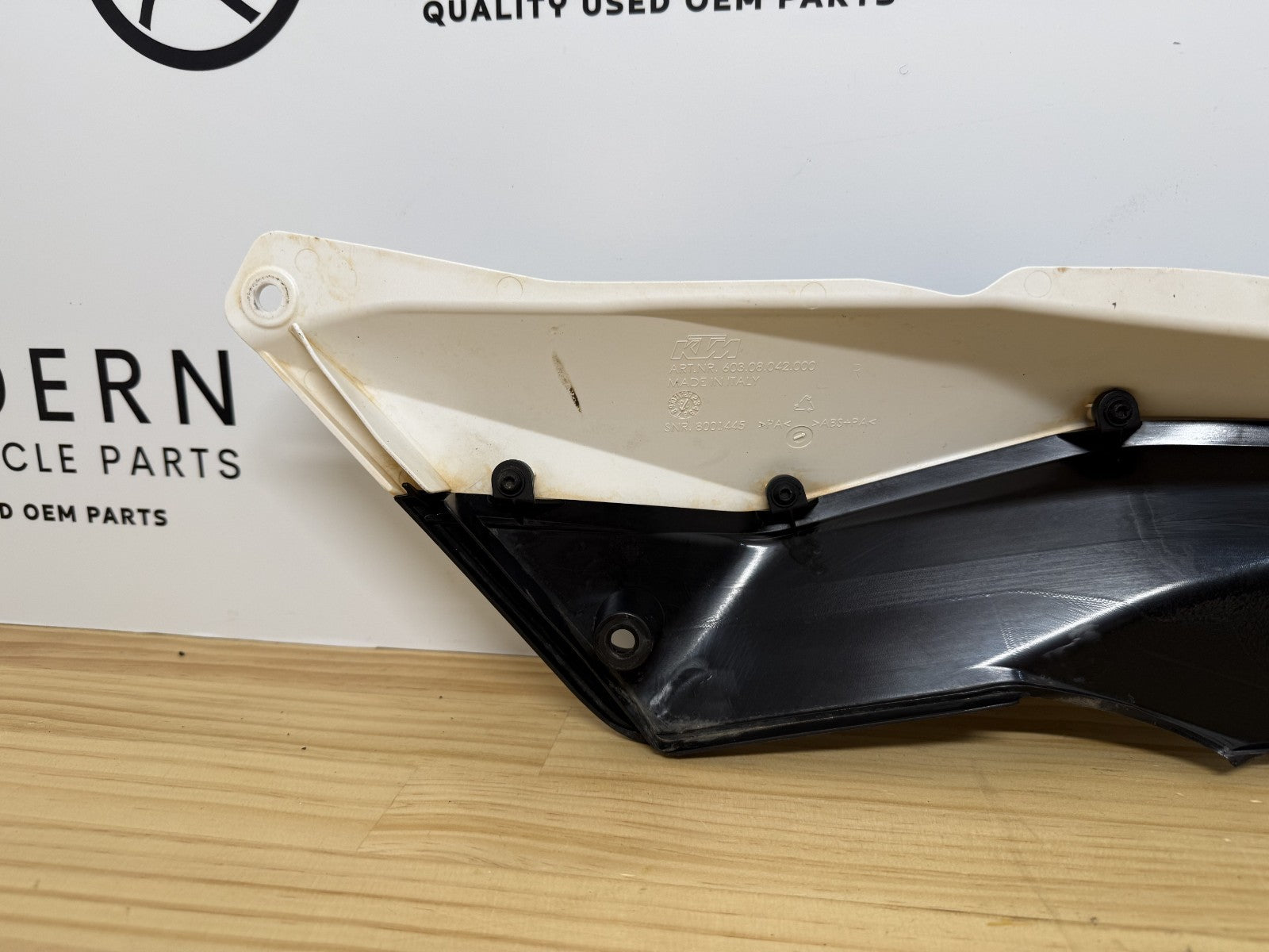 KTM 1190 Adventure R 2013-2016 Tail Fairing RH 6030804200028A