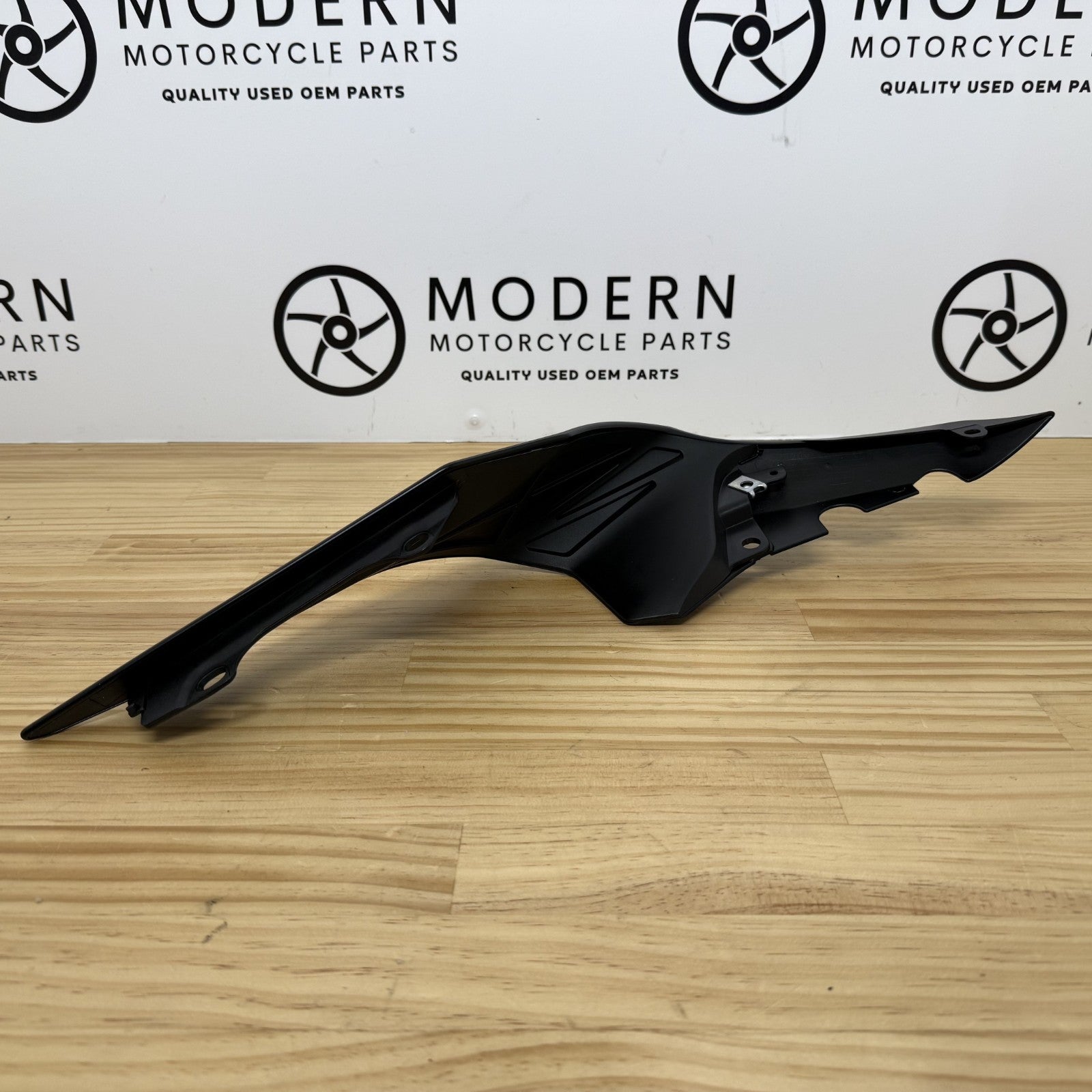 Yamaha YZF-R1 2020+ Left Tail Fairing Black D45-W2171-10-P7 Genuine OEM