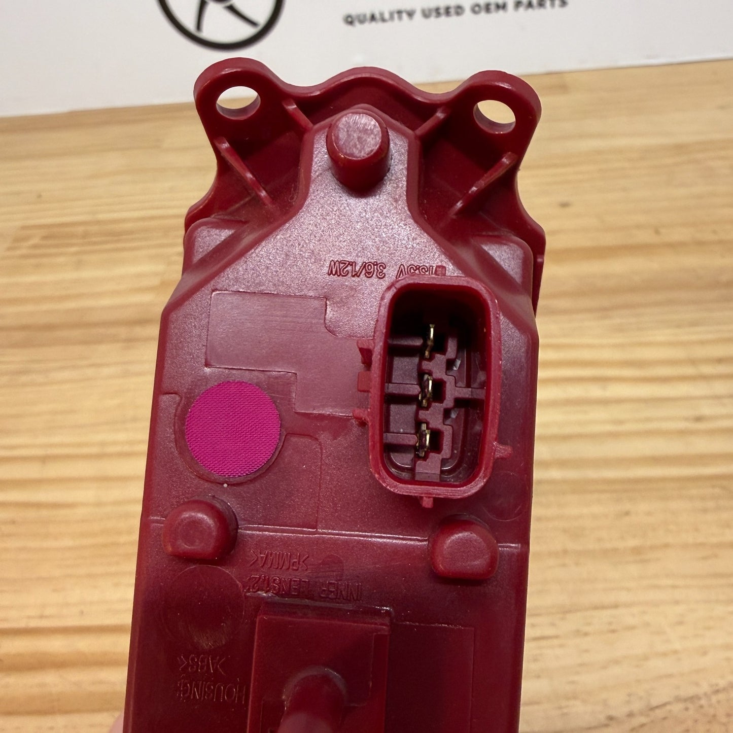 Yamaha YZF-R6 R1 R7 Tail light 2CR-84710-01 Genuine OEM