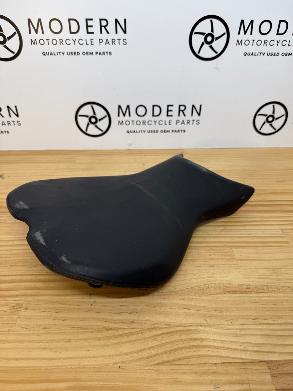 Triumph Daytona 675 2013-2017 Rider Seat T2301107 Genuine OEM