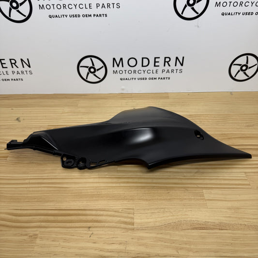 Yamaha YZF-R1 2020+ Right Fairing Inner  B3L-2842N-00-P0 Genuine OEM