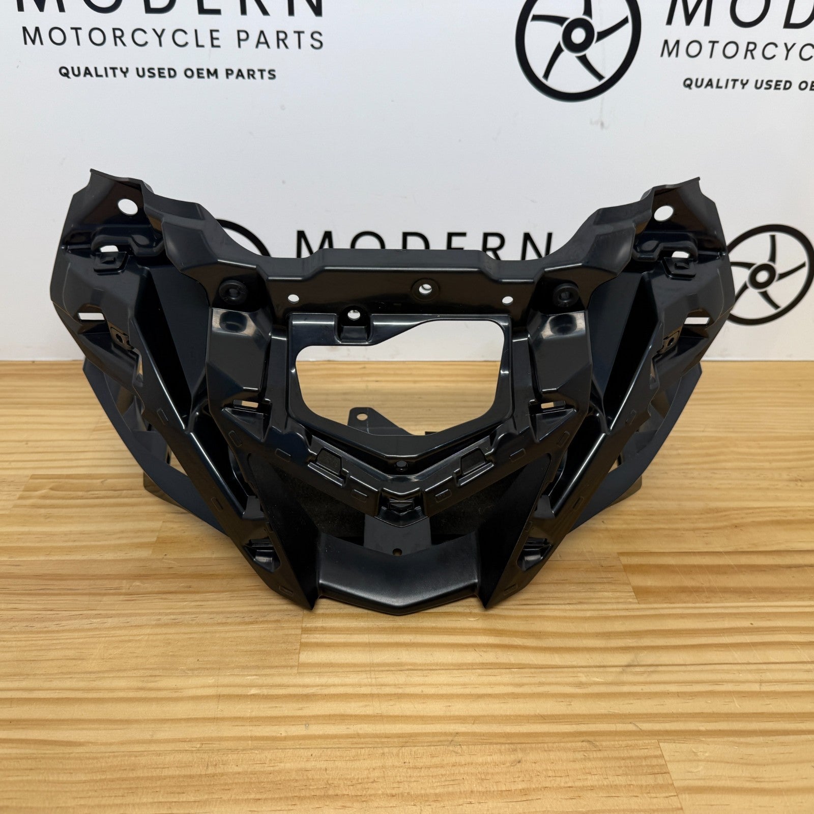 Yamaha YZF-R6 2017+ Front Upper Infill Fairing BN6-2830A-00 Genuine OEM