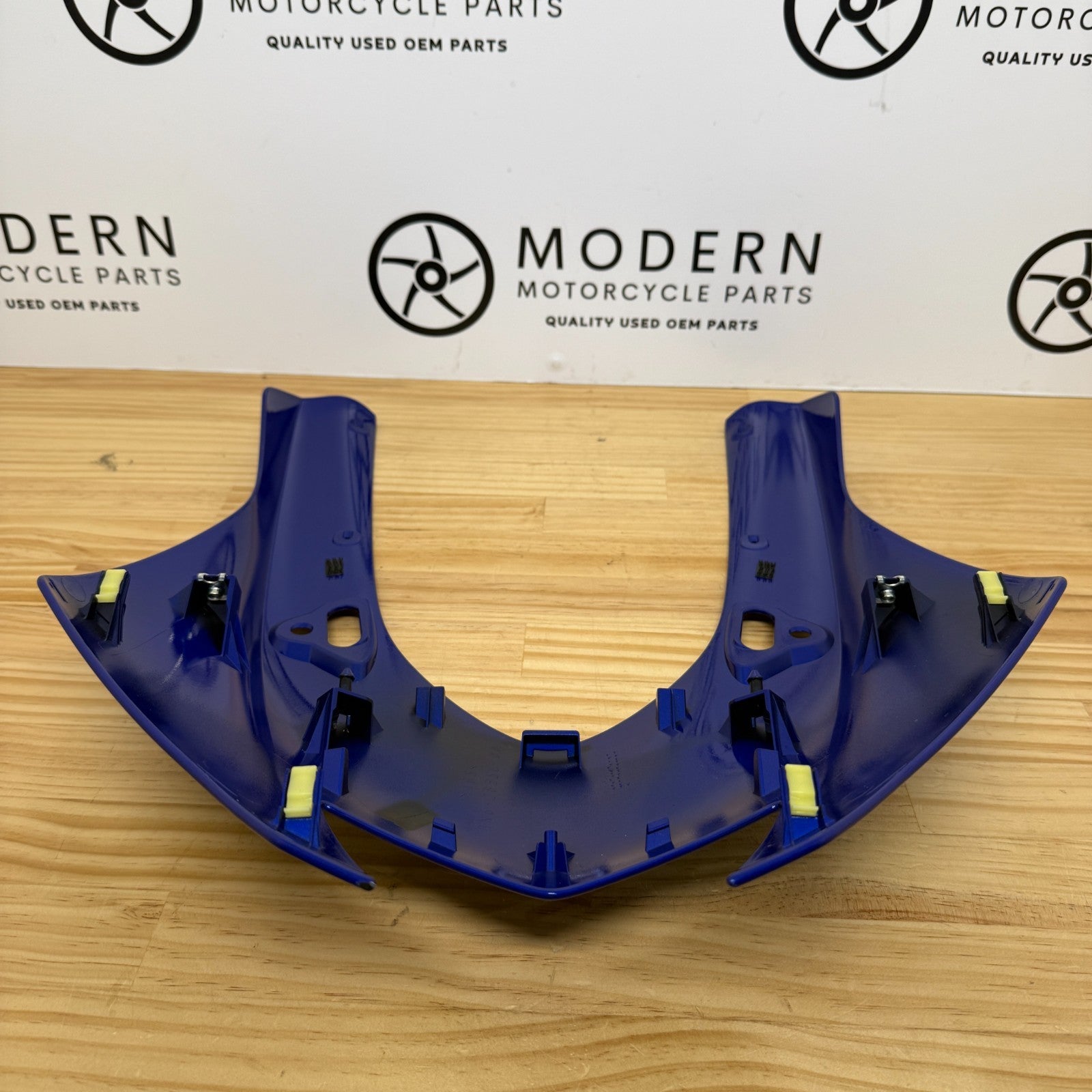 Yamaha YZF-R6 2017+ Front Upper Fairing Blue BN6-Y2835G-W0-P1 Genuine OEM