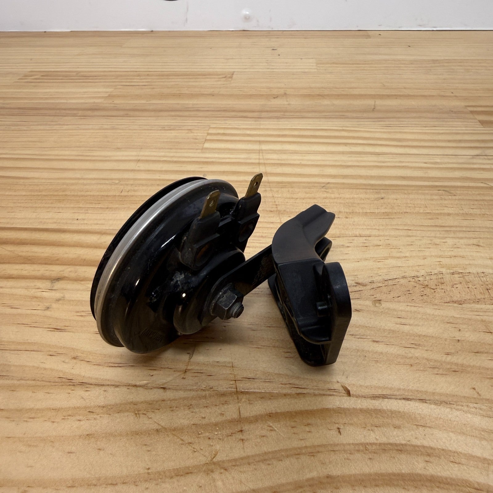 Yamaha YZF-R3 2025+ Horn 1WD-H3371-00 Genuine OEM