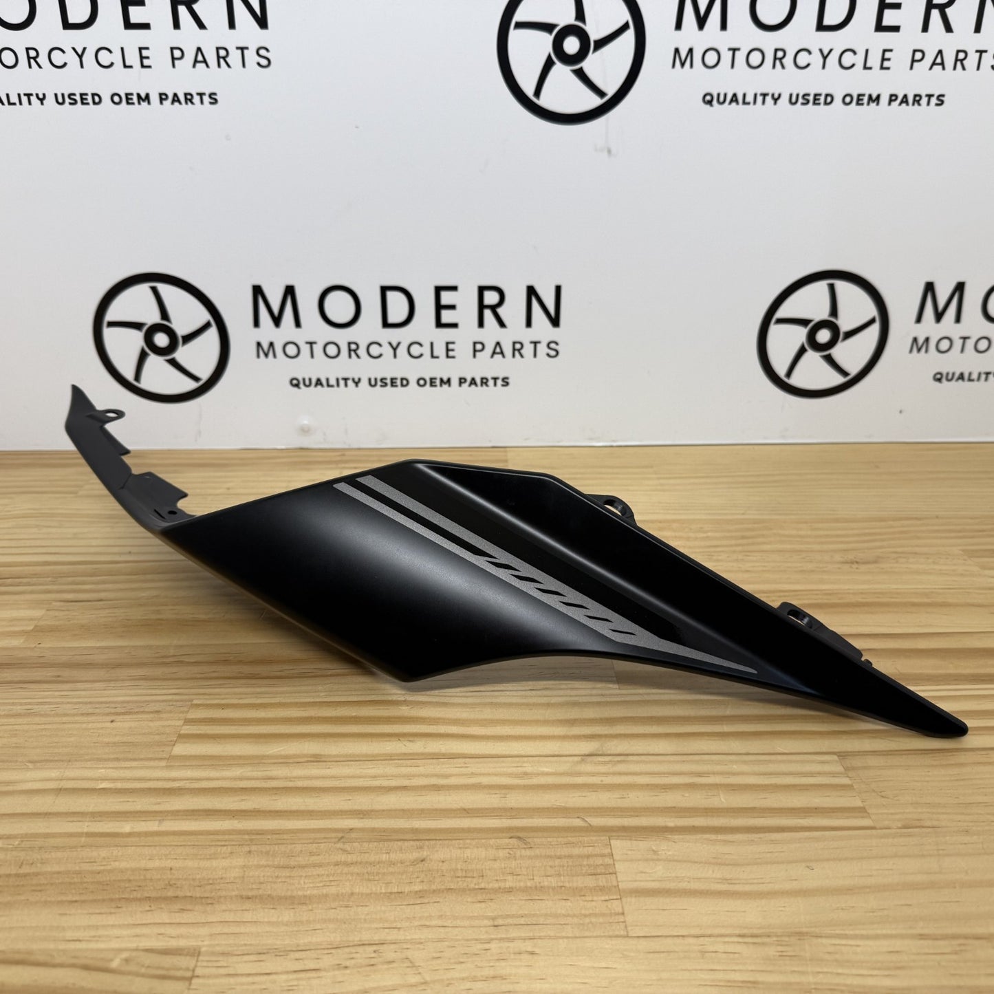 Yamaha YZF-R1 2020+ Left Tail Fairing Black D45-W2171-10-P7 Genuine OEM