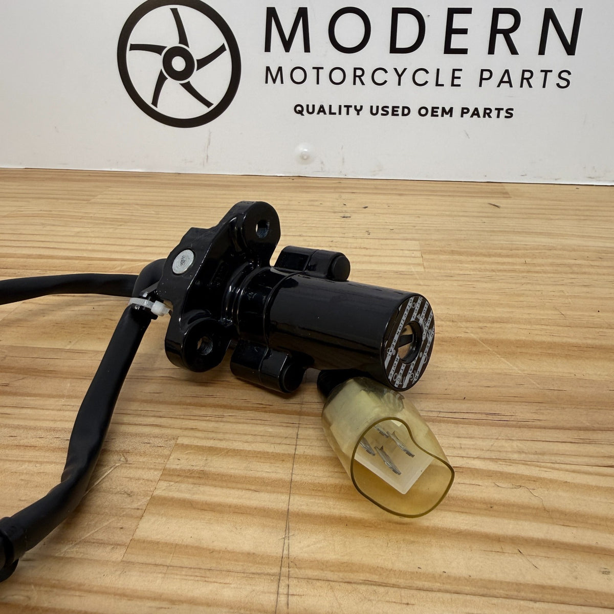 Yamaha YZF-R3 2019+ Ignition Barrel BS7-H2501-00 Genuine OEM