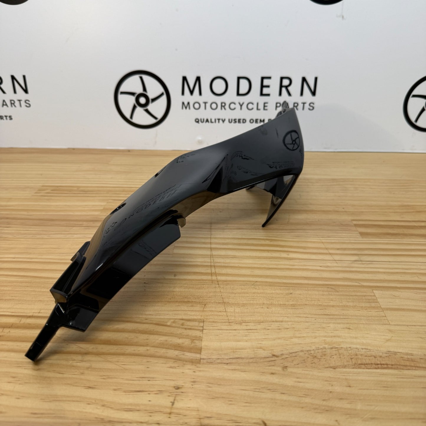Yamaha YZF-R7 2022-2025 Right Tail Fairing Black BEB-21711-00-P0 Genuine OEM