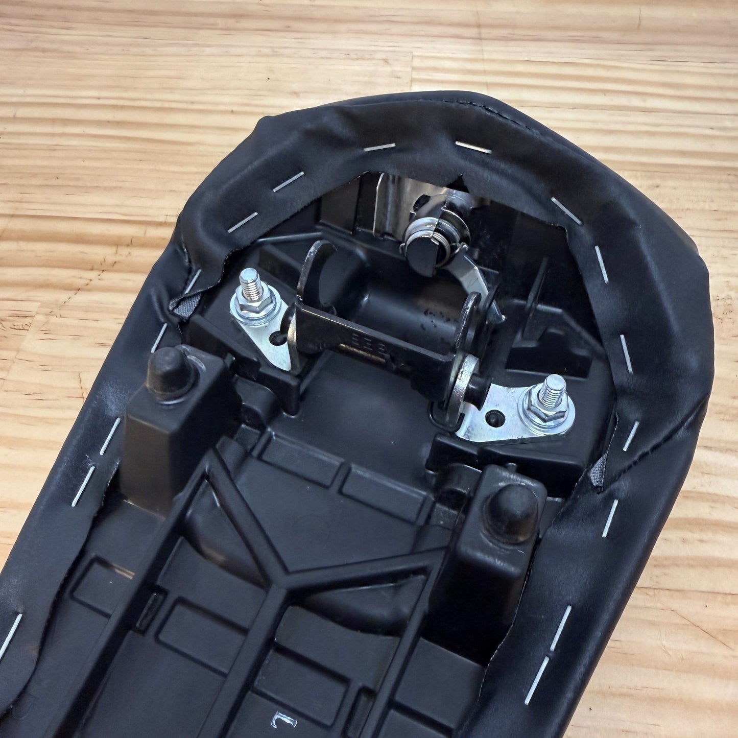 Yamaha YZF-R3 2025+ Pillion Passenger Seat BRA-F4750-00 Genuine OEM