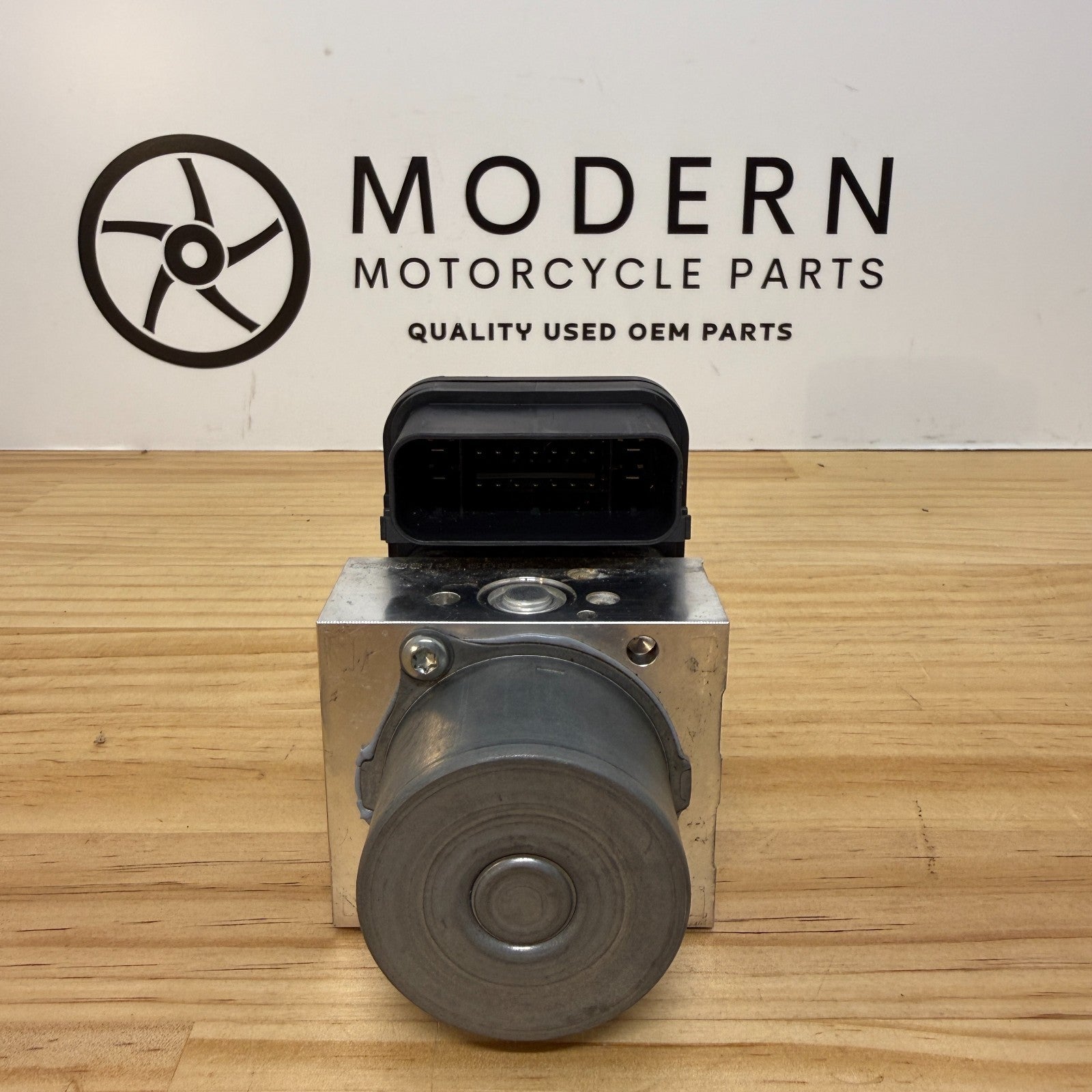 Yamaha YZF-R3 2025+ ABS Pump Control Unit B6W-H5930-09 Genuine OEM