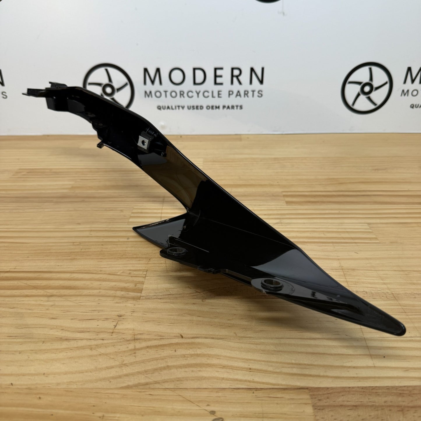 Yamaha YZF-R7 2022-2025 Left Tail Fairing Black BEB-21721-00-P0 Genuine OEM