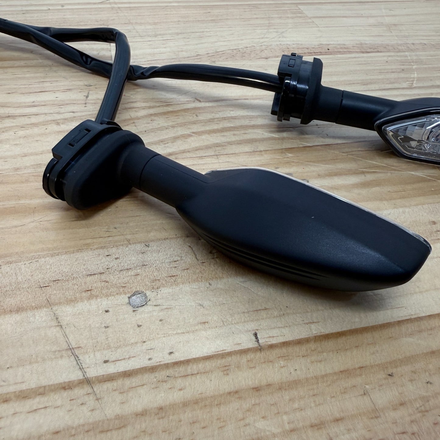 Yamaha YZF-R1 2015-2025 Rear Indicator Right Left 2CR-83340-00 2CR-83330-00 OEM