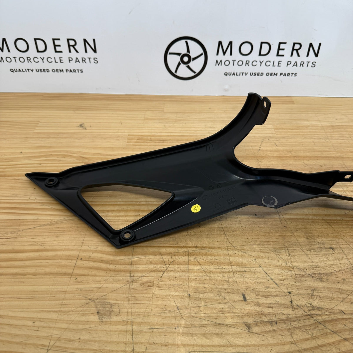 Ducati SBK 848 1098 1198 2007-2013 Right Seat Infill 48211851A Genuine OEM