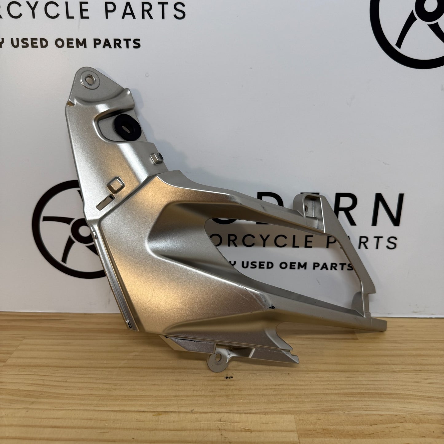 Kawasaki Ninja 400 2018-2023 Left Fairing Finisher Silver 55028-0643-35Z OEM