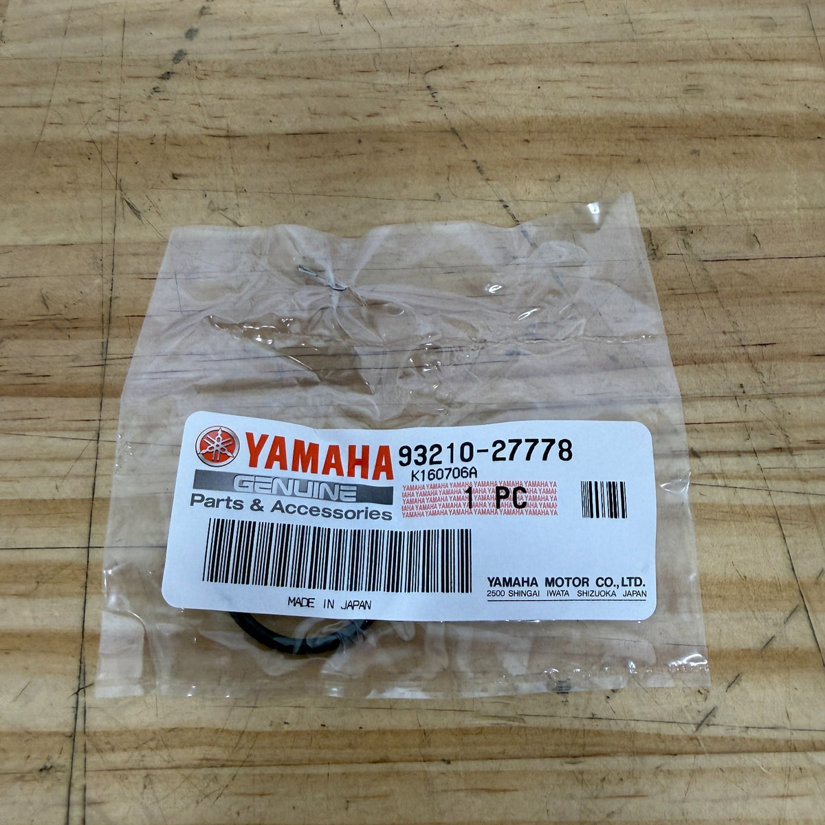 BRAND NEW Yamaha Engine Seal 93210-27778 Genuine OEM