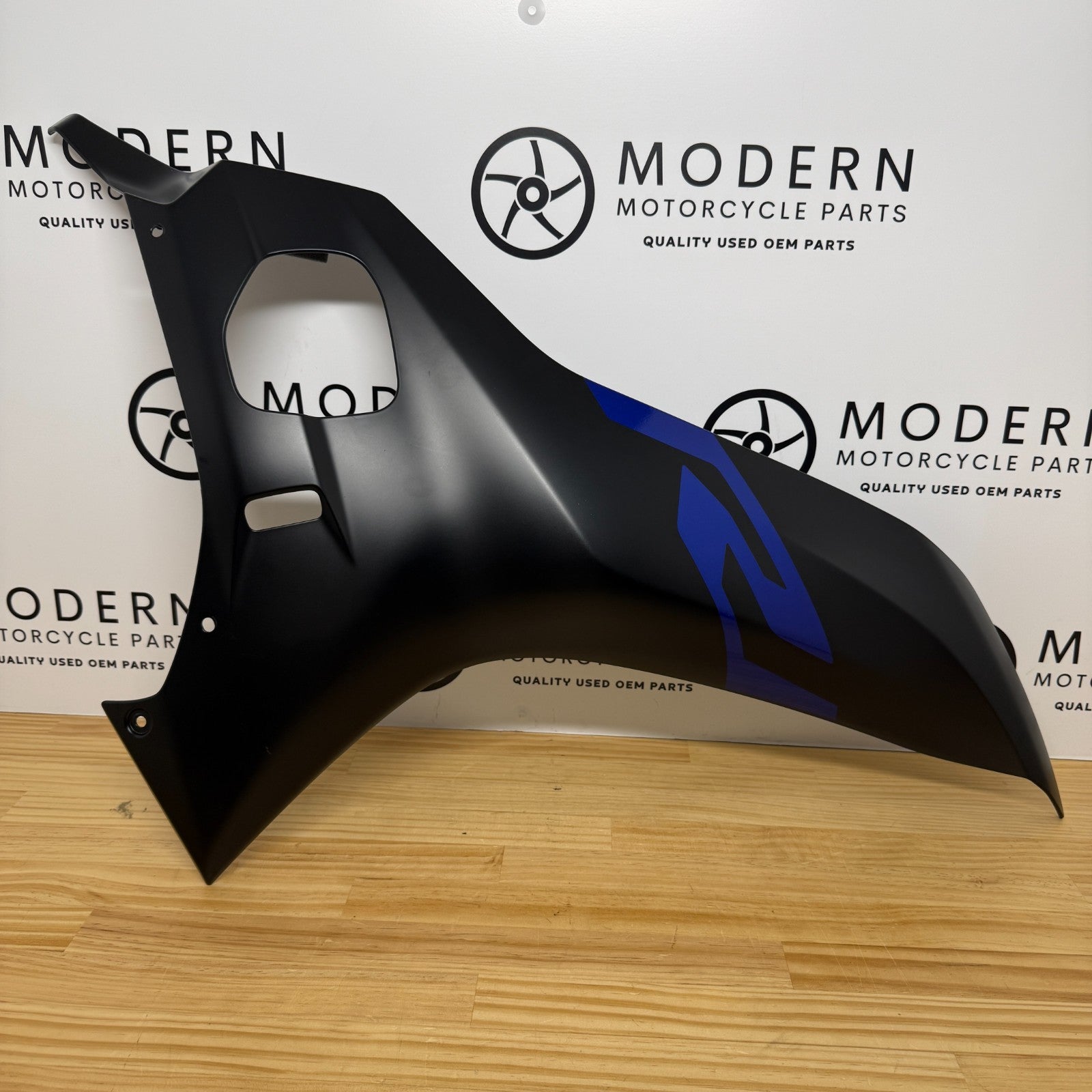 Yamaha YZF-R6 2017+ Right Outer Fairing Black BN6-W283V-00-P0 Genuine OEM