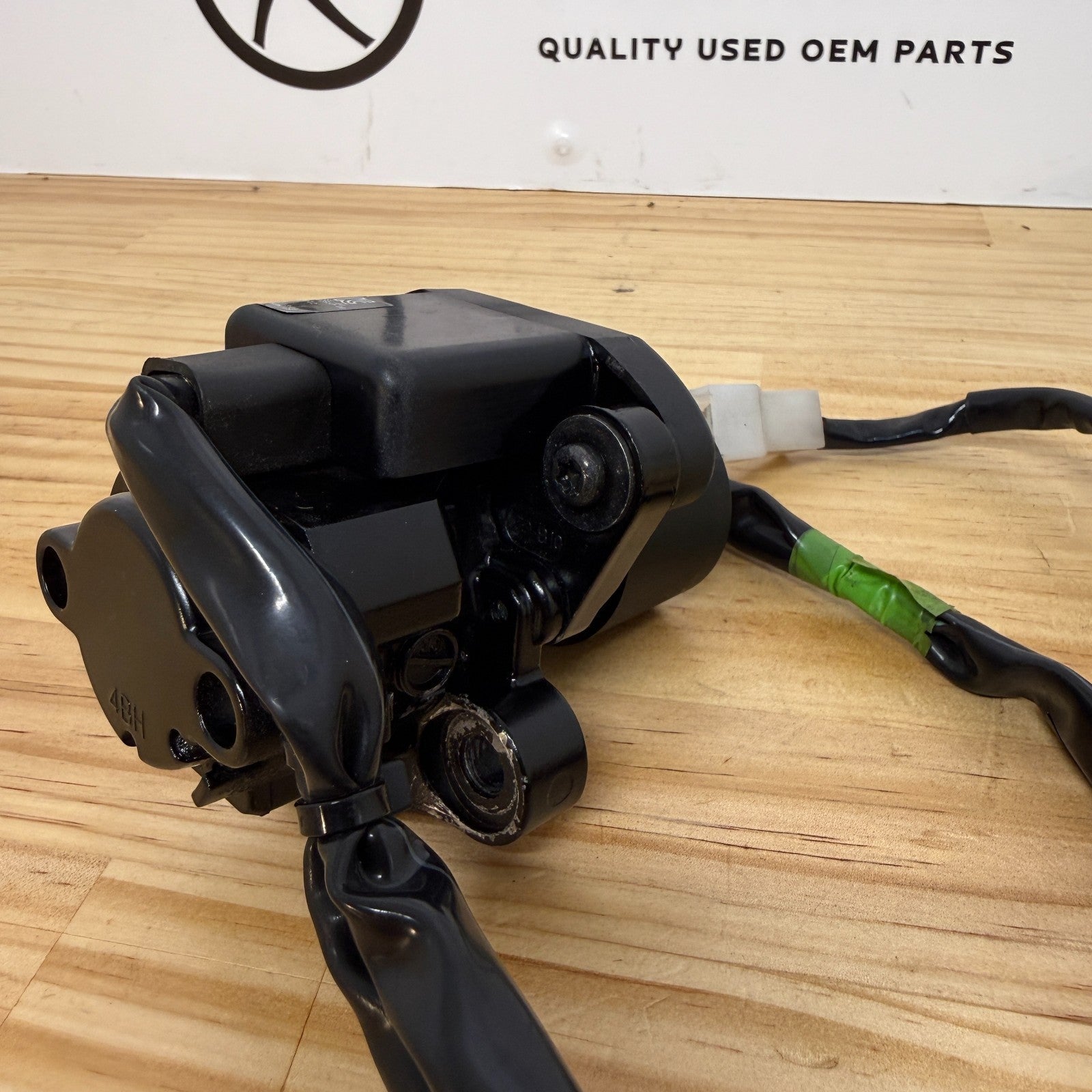 Yamaha YZF-R7 2022-2025 Ignition Barrel and Key BEB-8255P-00 Genuine OEM