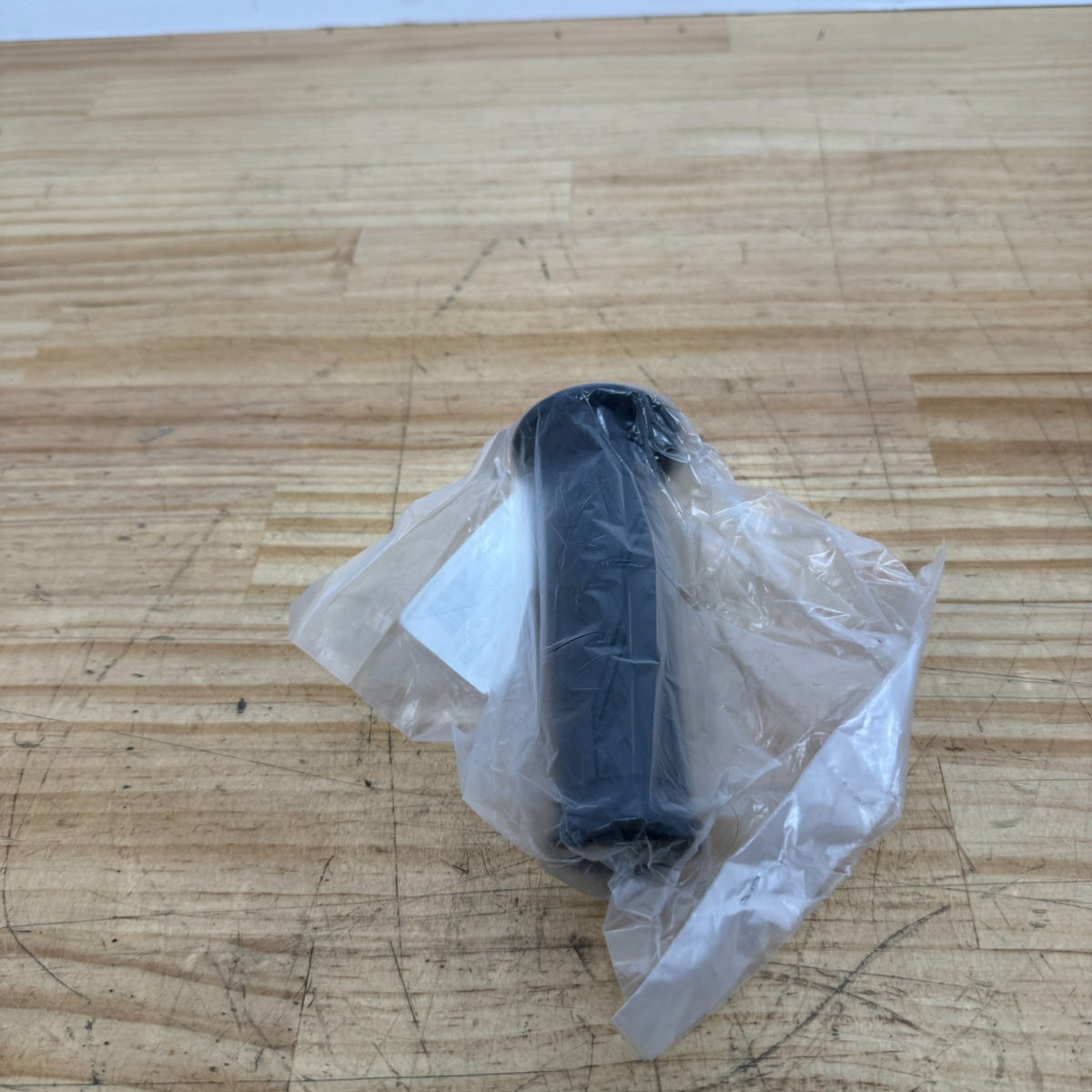 BRAND NEW Yamaha  Left Bar Grip 2C0-26241-00 Genuine OEM