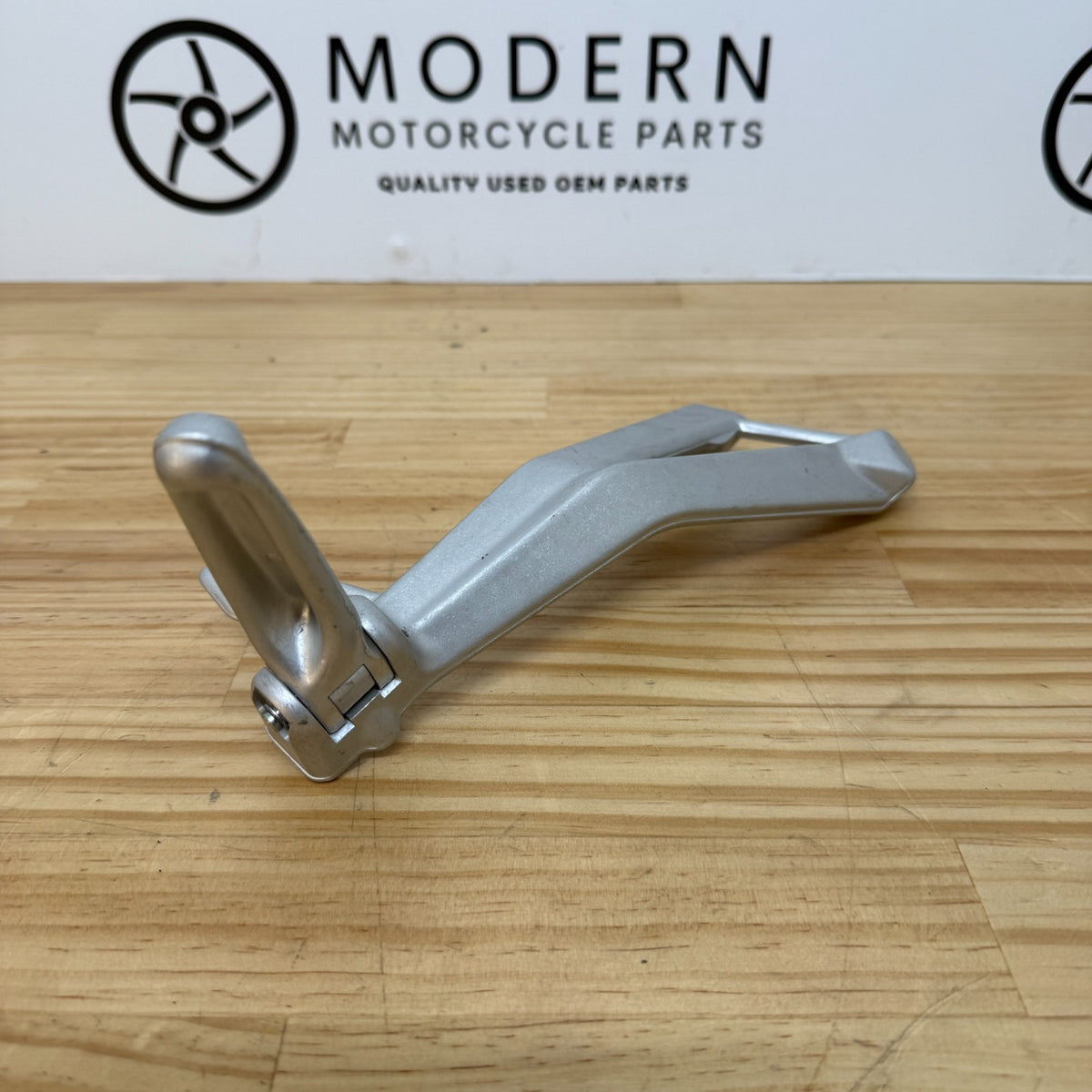 Ducati 848 1098 1198 SBK 2008-2012 Right Pillion Foot Rest 82411241a Genuine OEM