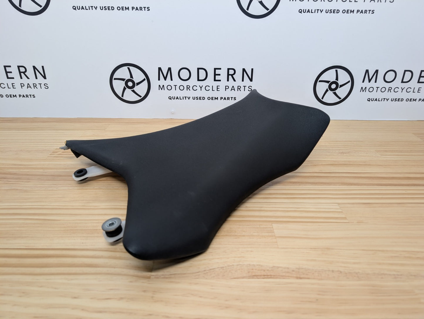 Kawasaki ZX10R Gen 4 2011-2015 OEM Rider Seat 530660601MA