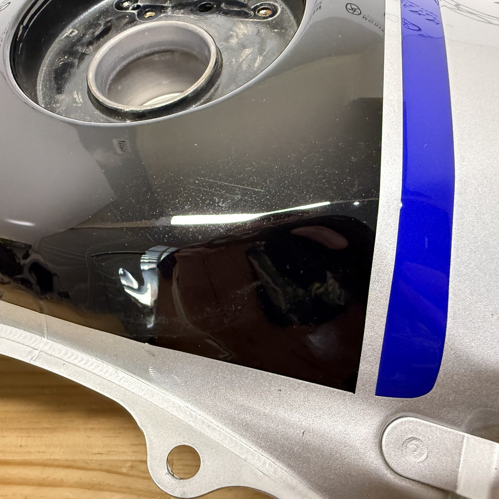 Yamaha MT09SP 2021-2025 Fuel Tank Silver Black OEM B7N-Y2410-00-04