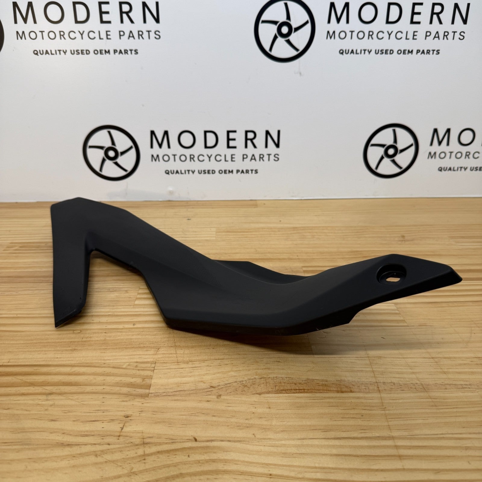 Yamaha YZF-R3 2025+ Left Seat Fairing Infill BRA-F171E Genuine OEM