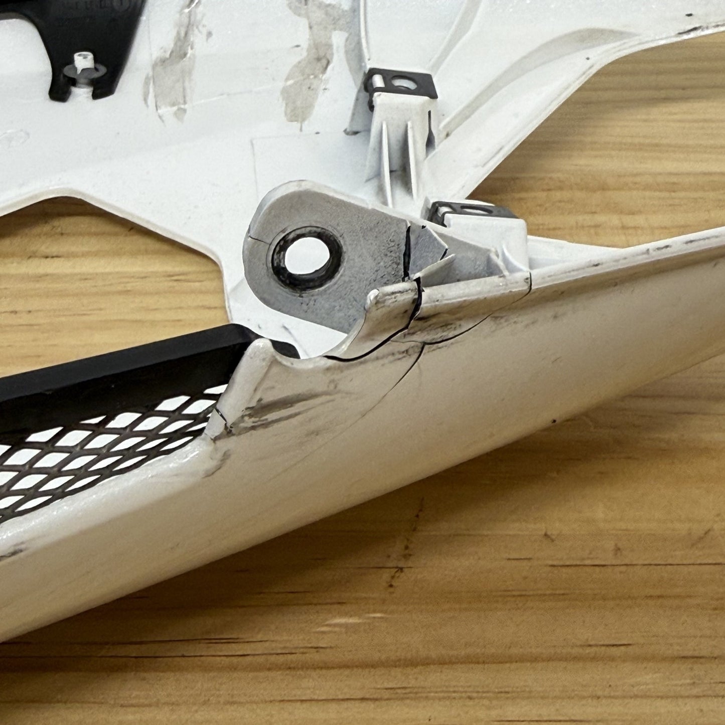 Triumph Daytona 675R 675 2013-2017 Under Tail Fairing White T2309446 OEM