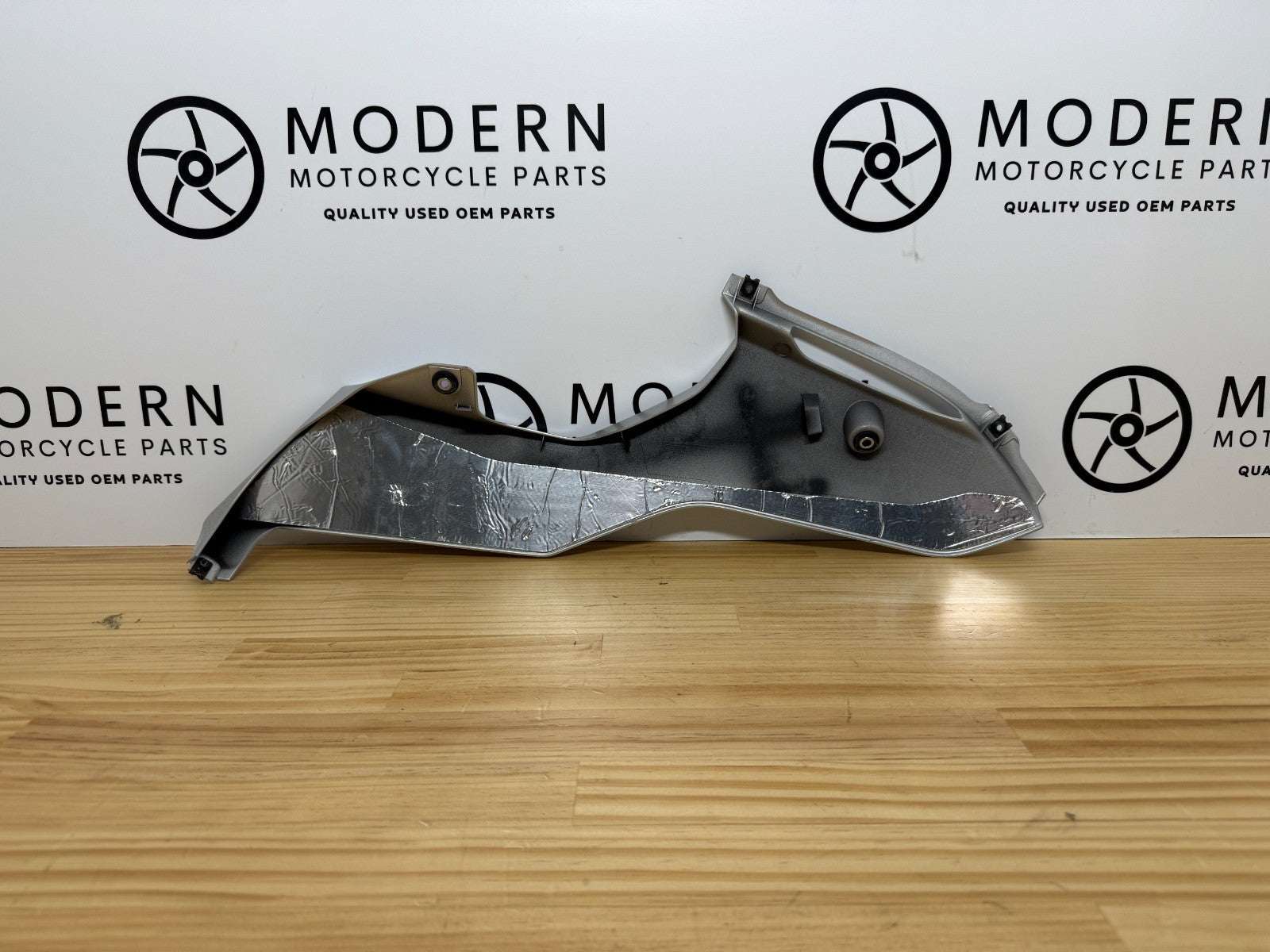 Yamaha YZF-R6 2017-2024 Left Lower Fairing Silver #2 BN6-28385-00-P1 Genuine OEM