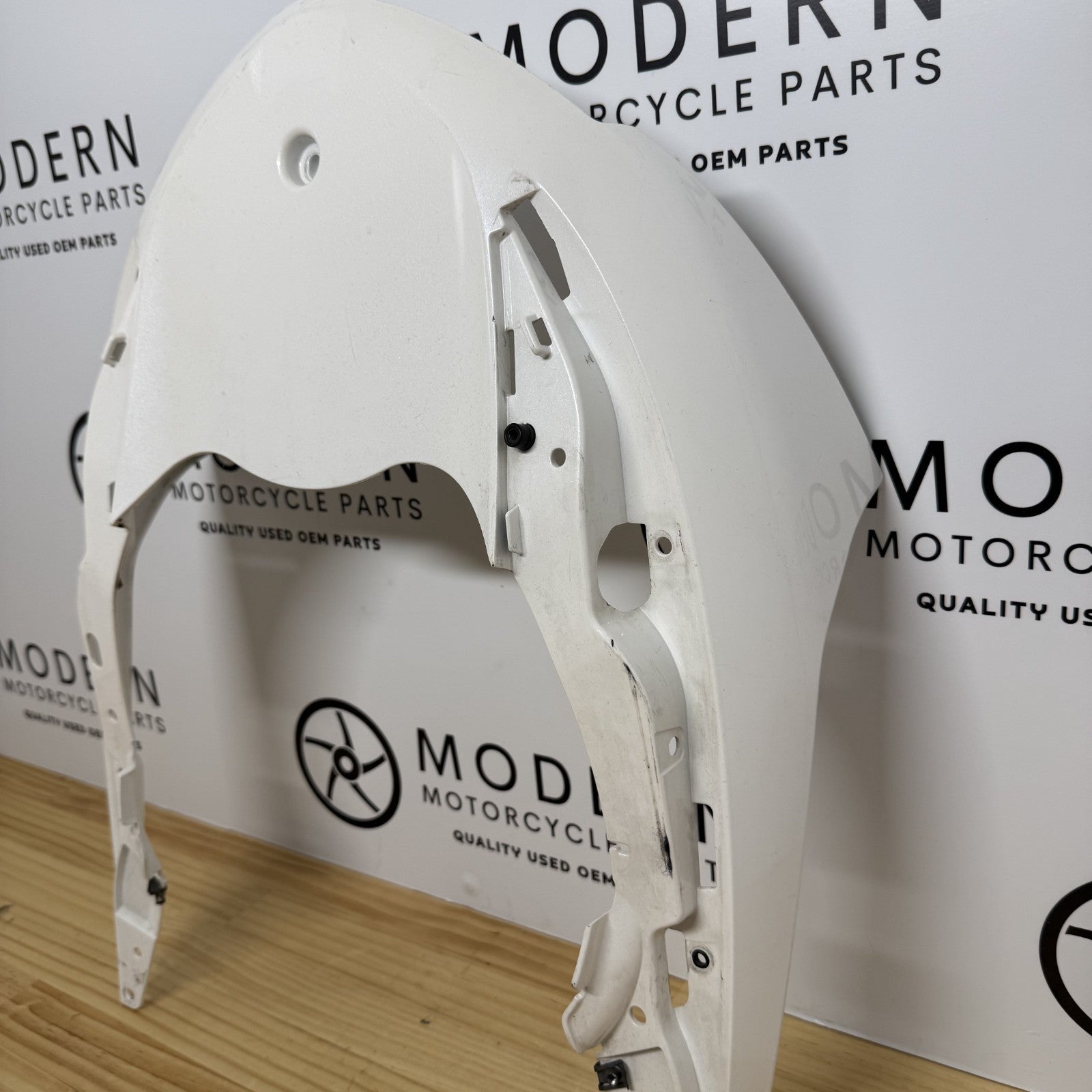 Triumph Daytona 675R 675 2013-2017 Cockpit Lower Fairing White T2309450 OEM