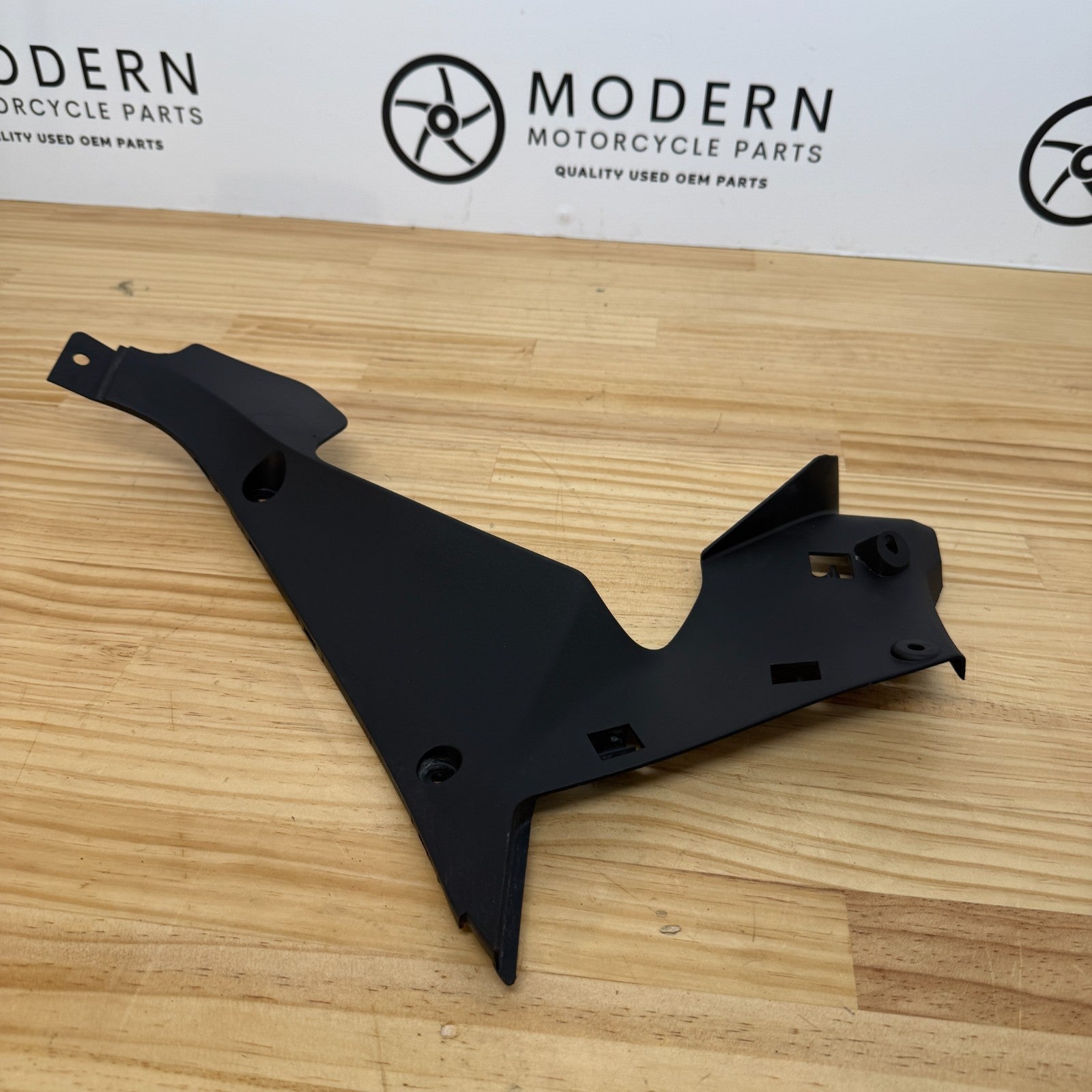 Yamaha YZF-R3 2019-2025 Left Infill Fairing Panel BS7-F836K-00 Genuine OEM