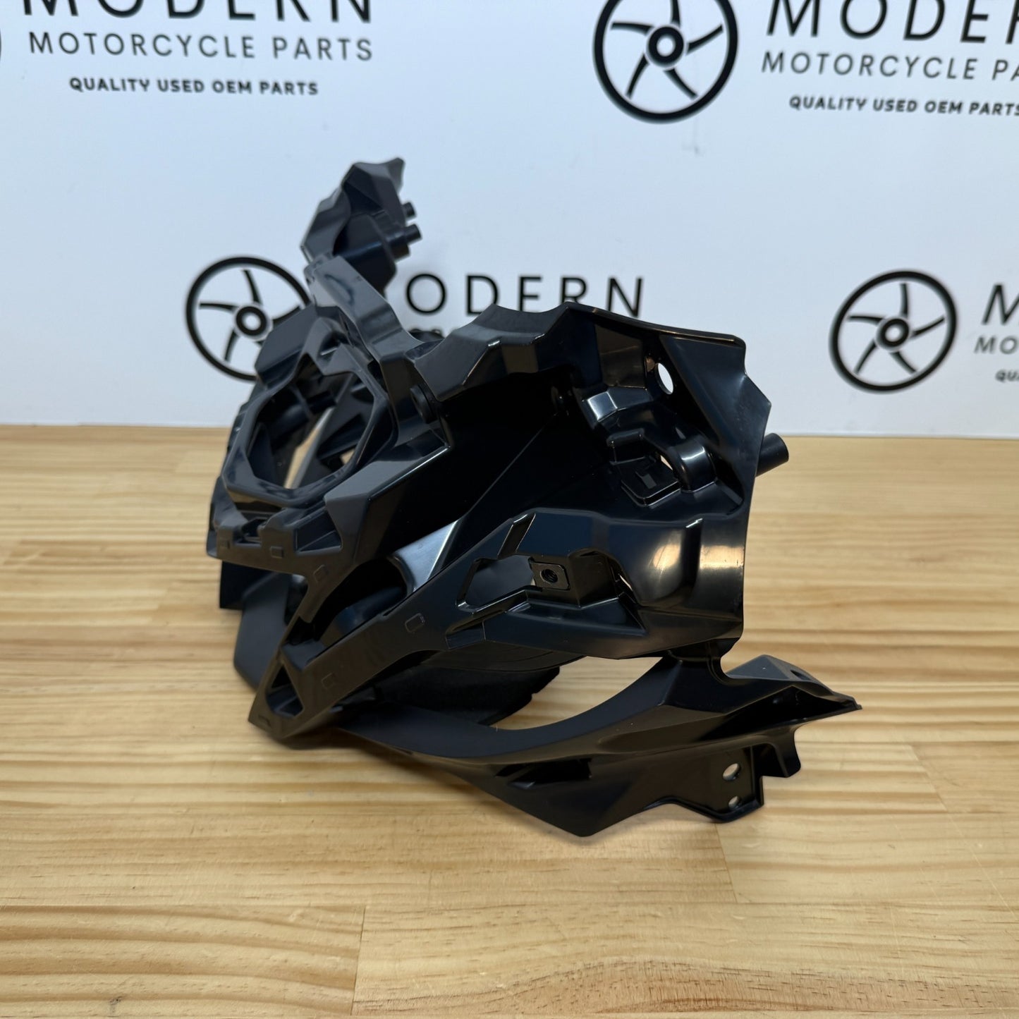 Yamaha YZF-R6 2017+ Front Upper Infill Fairing BN6-2830A-00 Genuine OEM