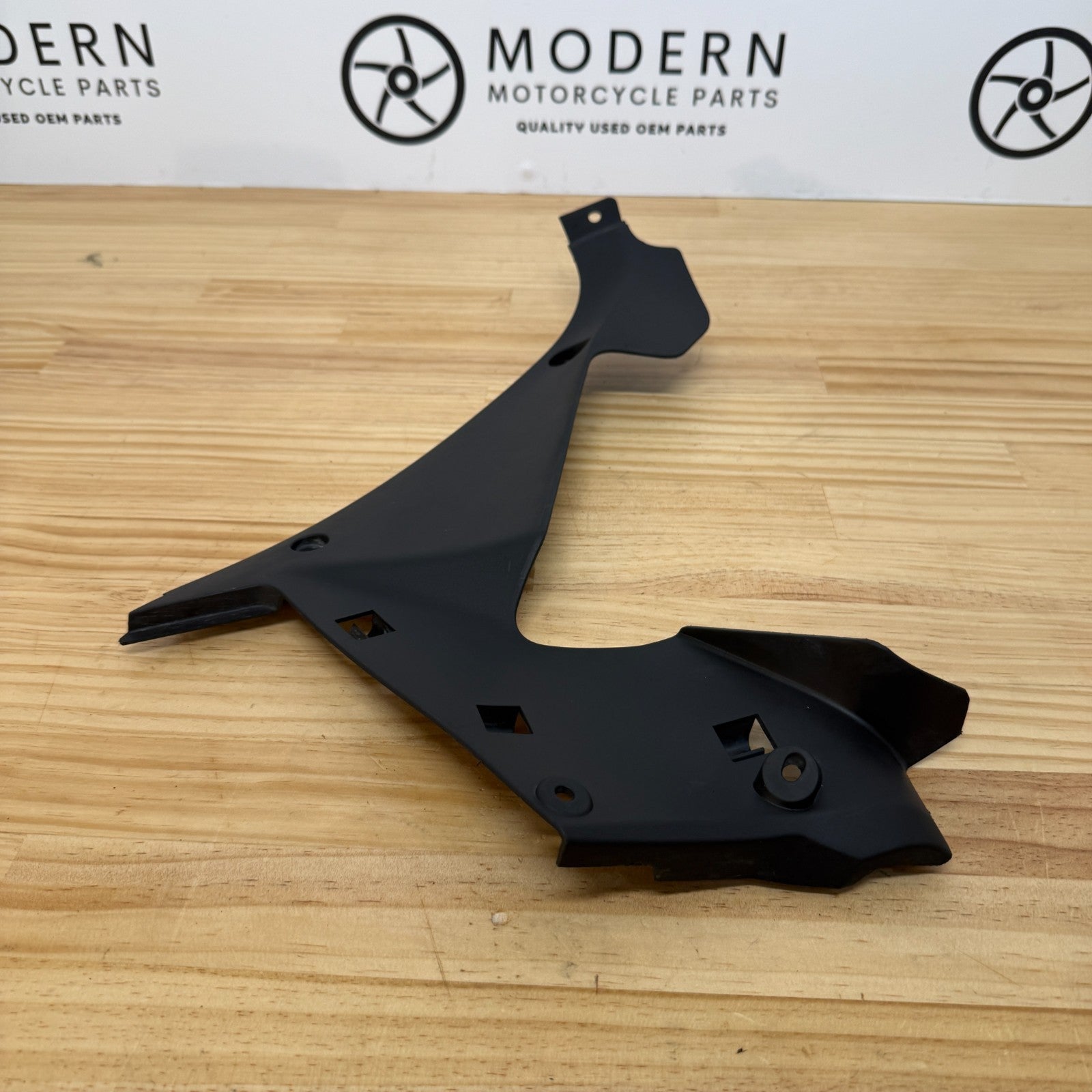 Yamaha YZF-R3 2019-2025 Left Infill Fairing Panel BS7-F836K-00 Genuine OEM
