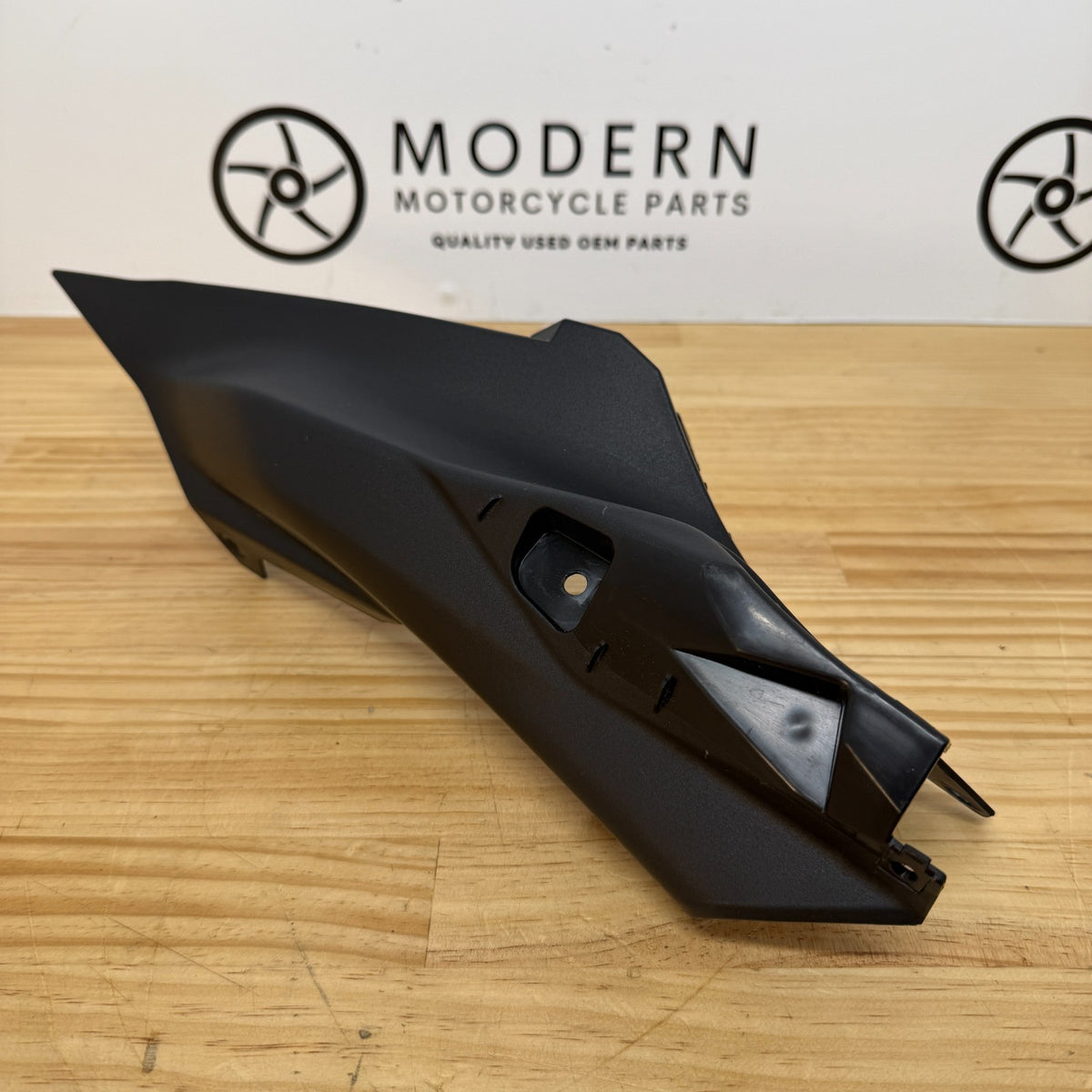 Yamaha YZF-R7 2022-2025 Right Infill Fairing BEB-21741 Genuine OEM