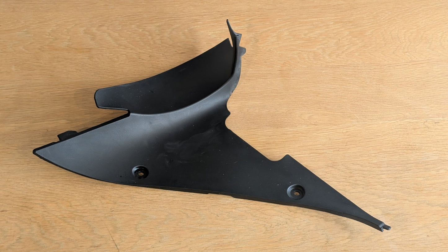 Triumph Daytona 675R 675 13-17 Right Upper Inner Infill Fairing Cover T2309462