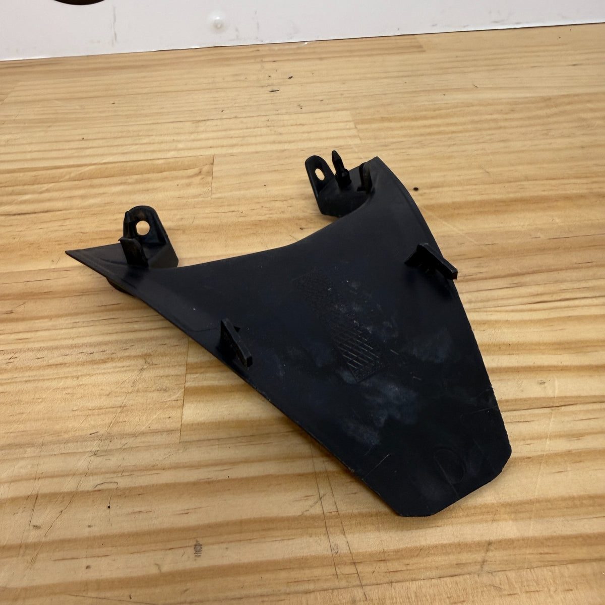 Yamaha YZF-R7 2022-2025 V Infill Fairing BEB-2171E Genuine OEM