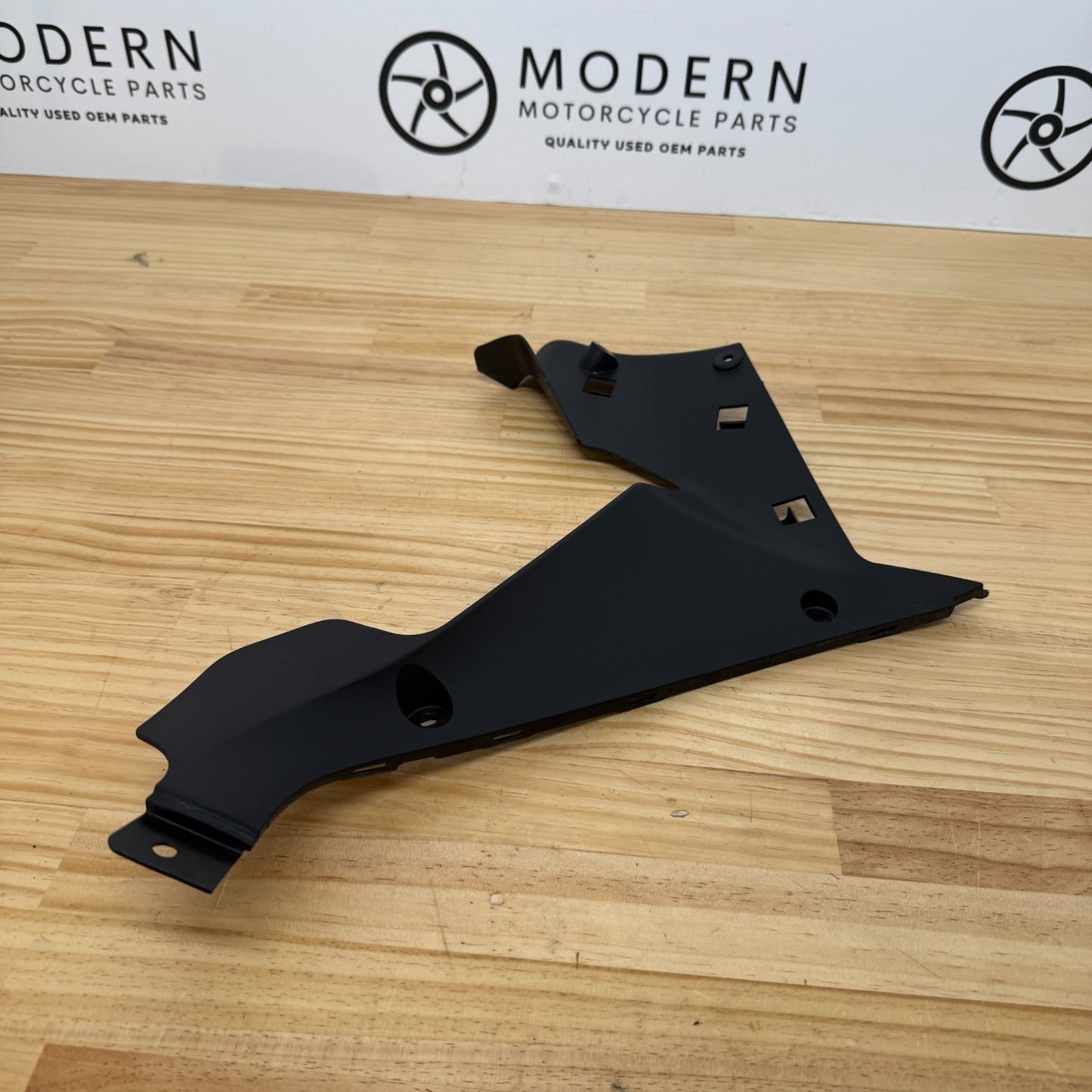 Yamaha YZF-R3 2019-2025 Left Infill Fairing Panel BS7-F836K-00 Genuine OEM