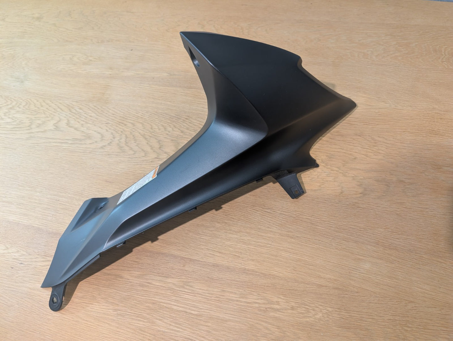 Suzuki GSXR1000 L1 L2 L3 2010 2016 Right Infill Panel Grey 94672-47H10-YKV