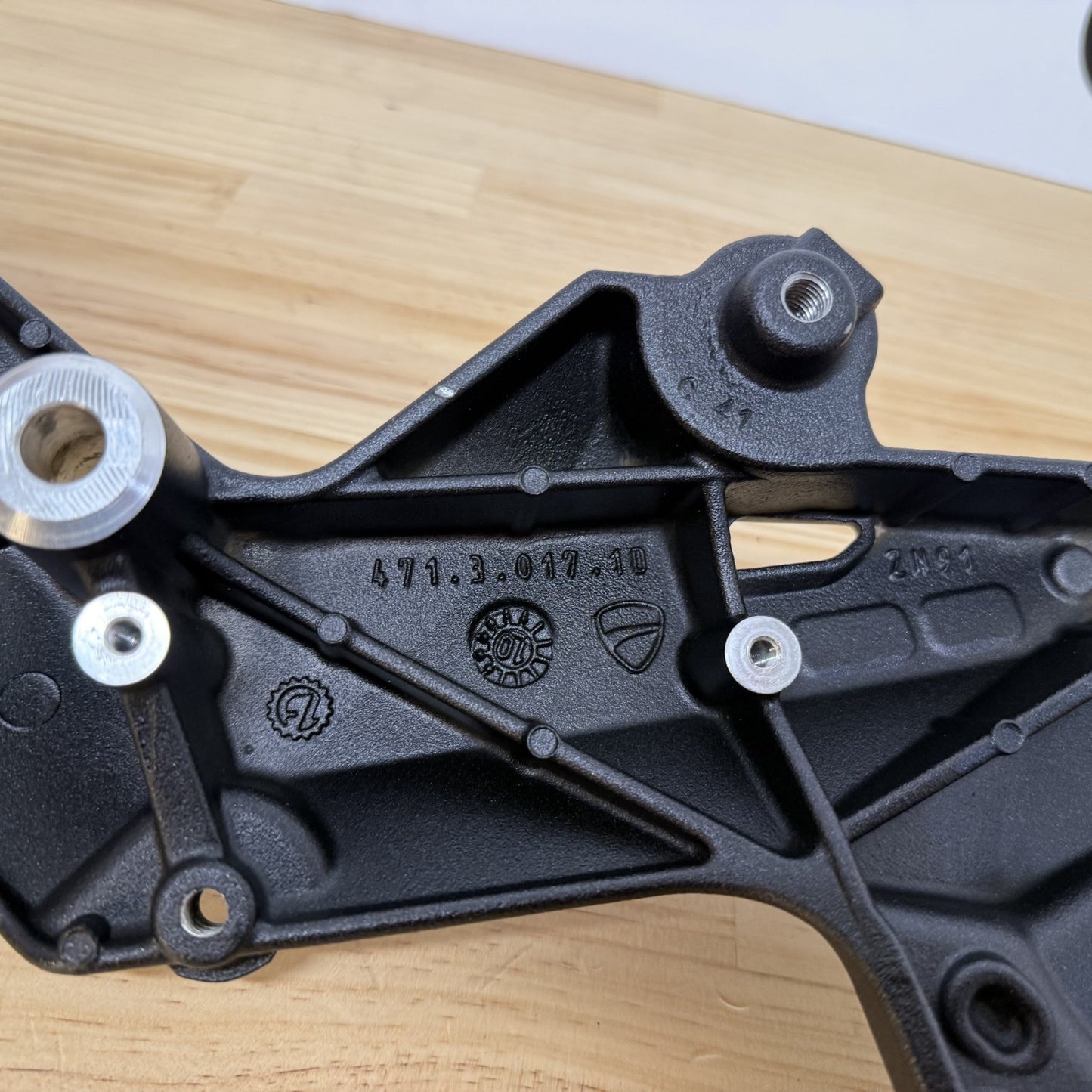 Ducati Multistrada 1200S 2010-2014 Right Frame Plate 47110171C