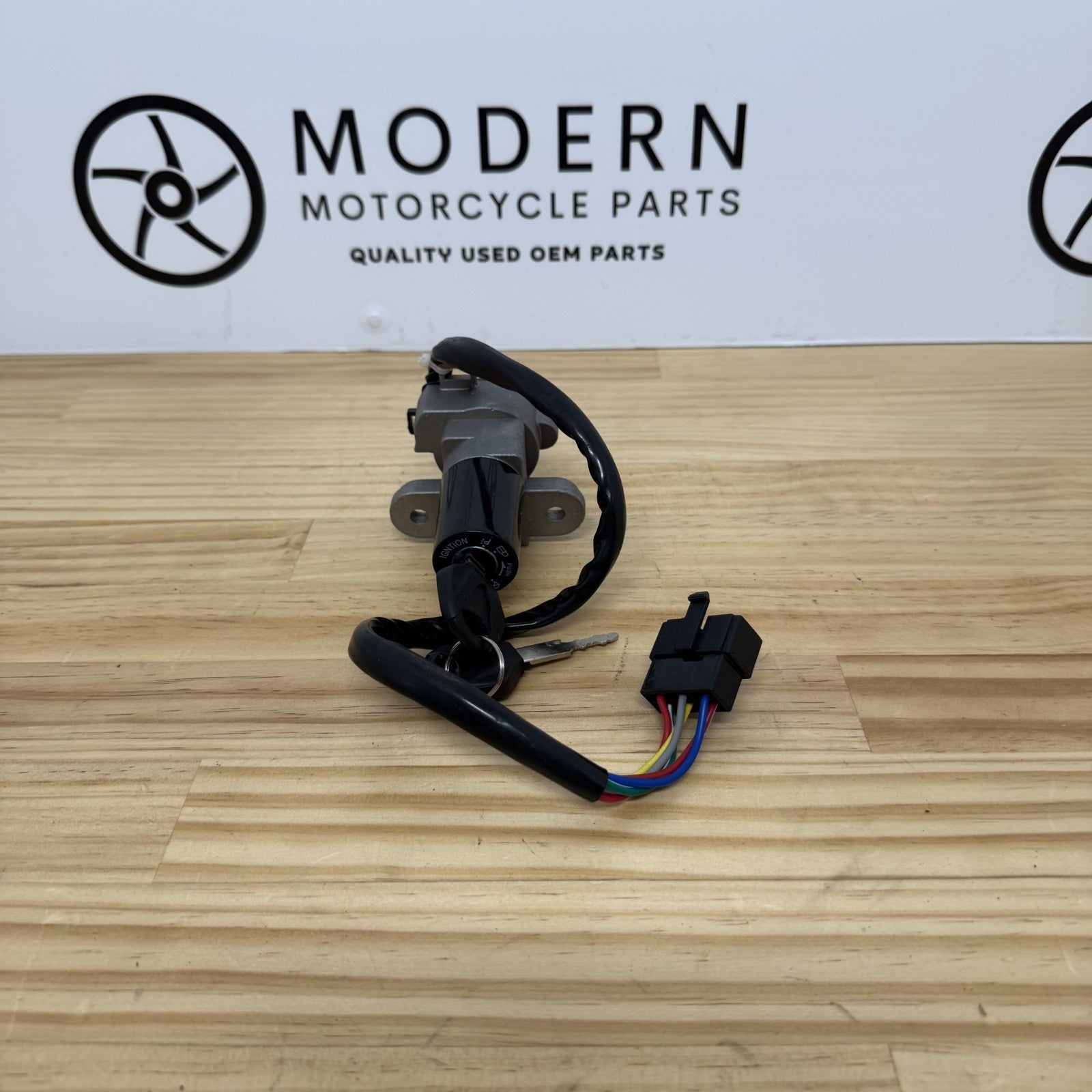 Ducati 748 916 996 1993-2000 Ignition Tank Filler Key Set