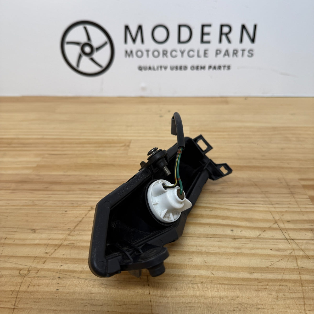 Kawasaki ZX-10R 2011-2015 Right Rear Indicator 23040-0104 Genuine OEM