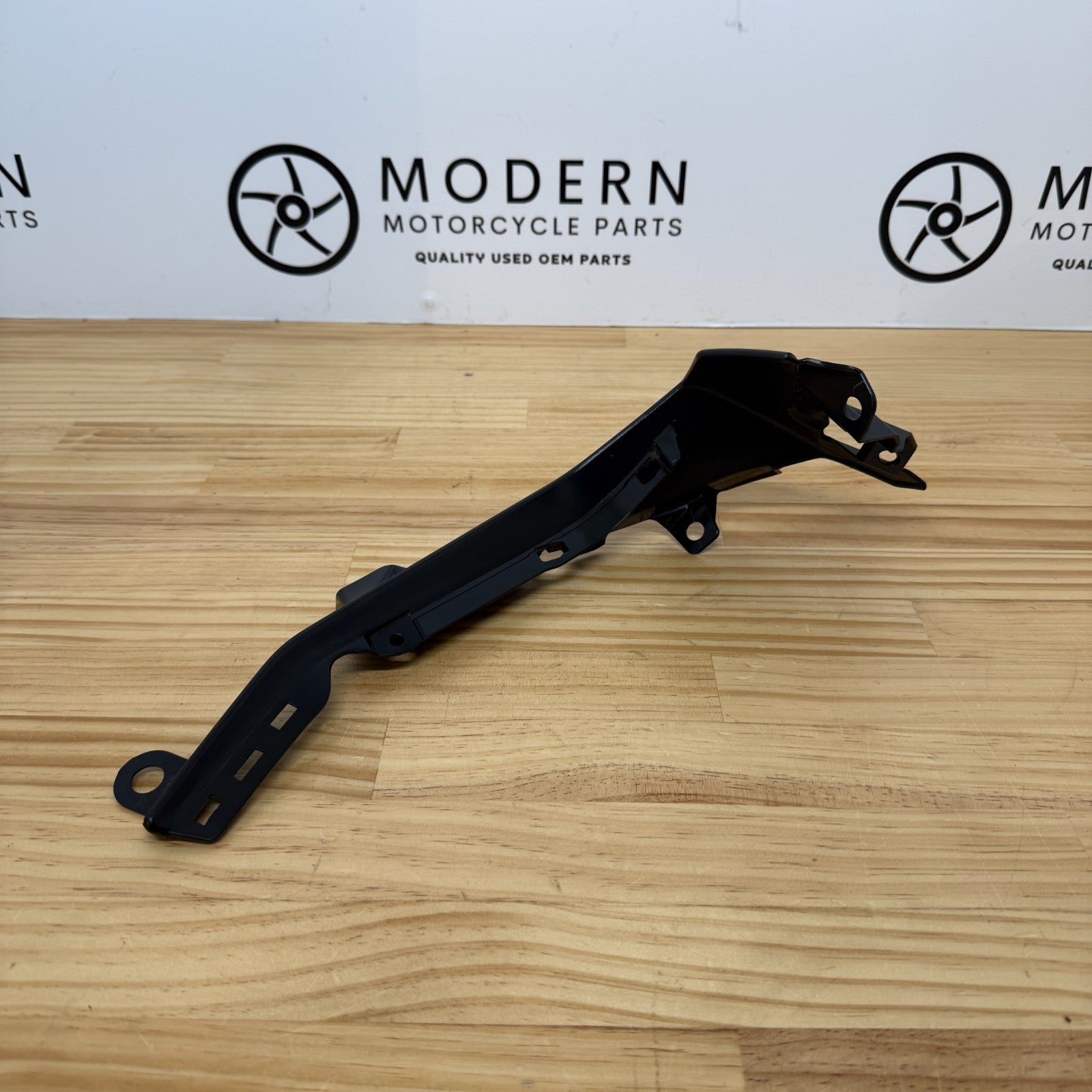 Yamaha YZF-R6 2017+ Left Upper Infill Fairing BN6-28219-00 Genuine OEM