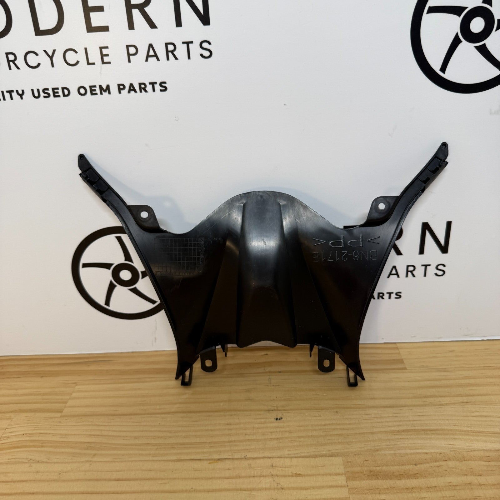 Yamaha YZF-R6 2017-2024 Centre Tail BN6-2171E-00 Genuine OEM
