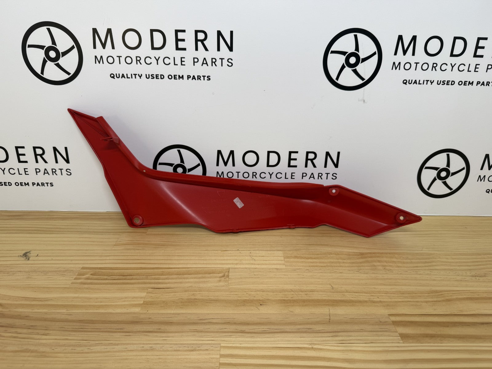 Ducati Multistrada 1200S 2010-2014 RH Seat Fairing 48211621AA.AQ.AW