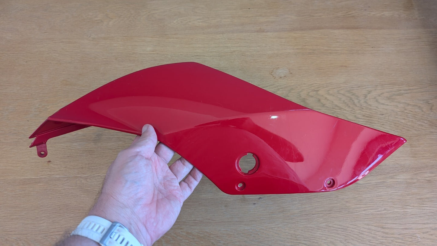Right Hand Tail Fairing to fit Ducati Panigale 899 1199 2012 2015 Red 482111671A