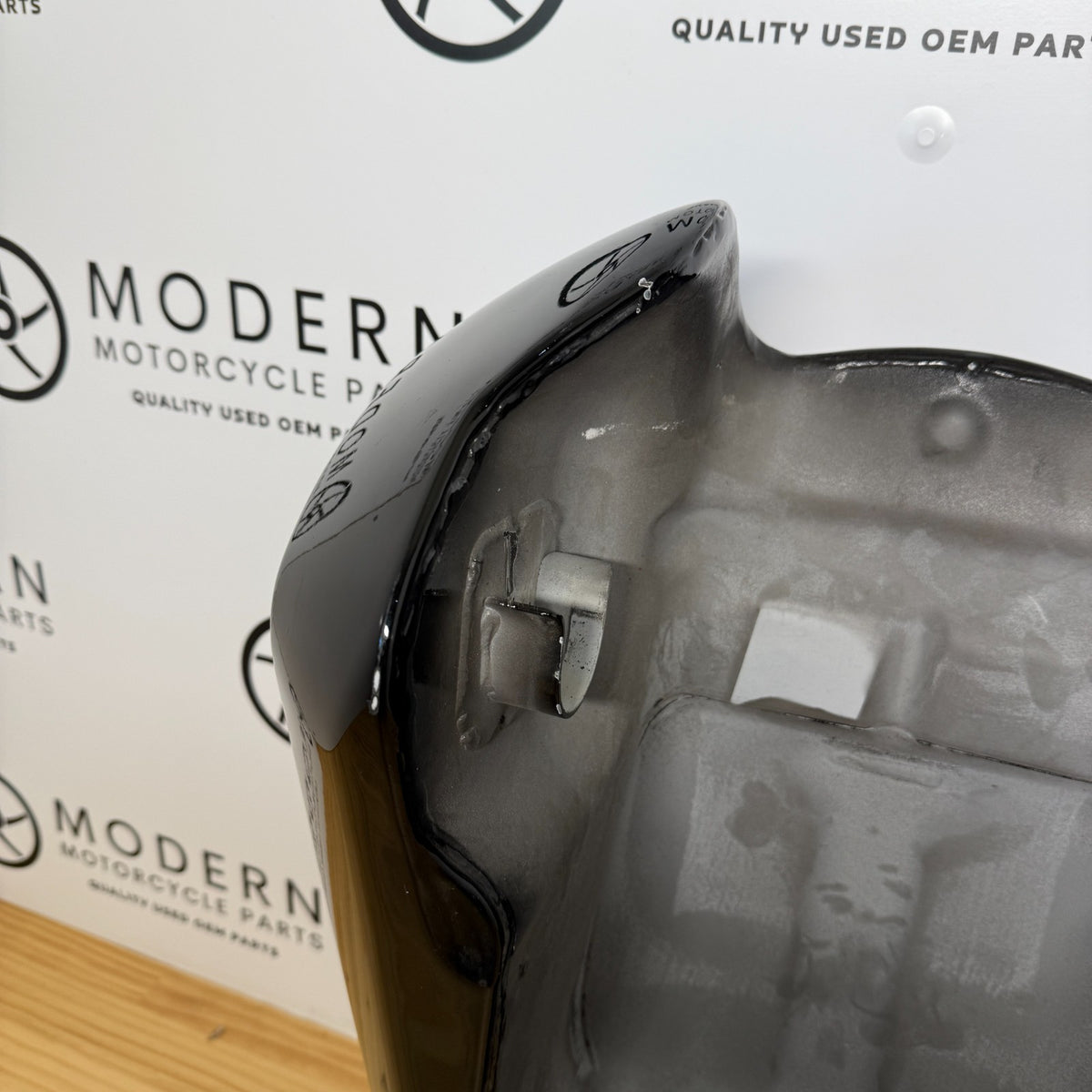 Indian Scout 2015-2021 Fuel Tank Black 1024443-266 Genuine OEM *damage*