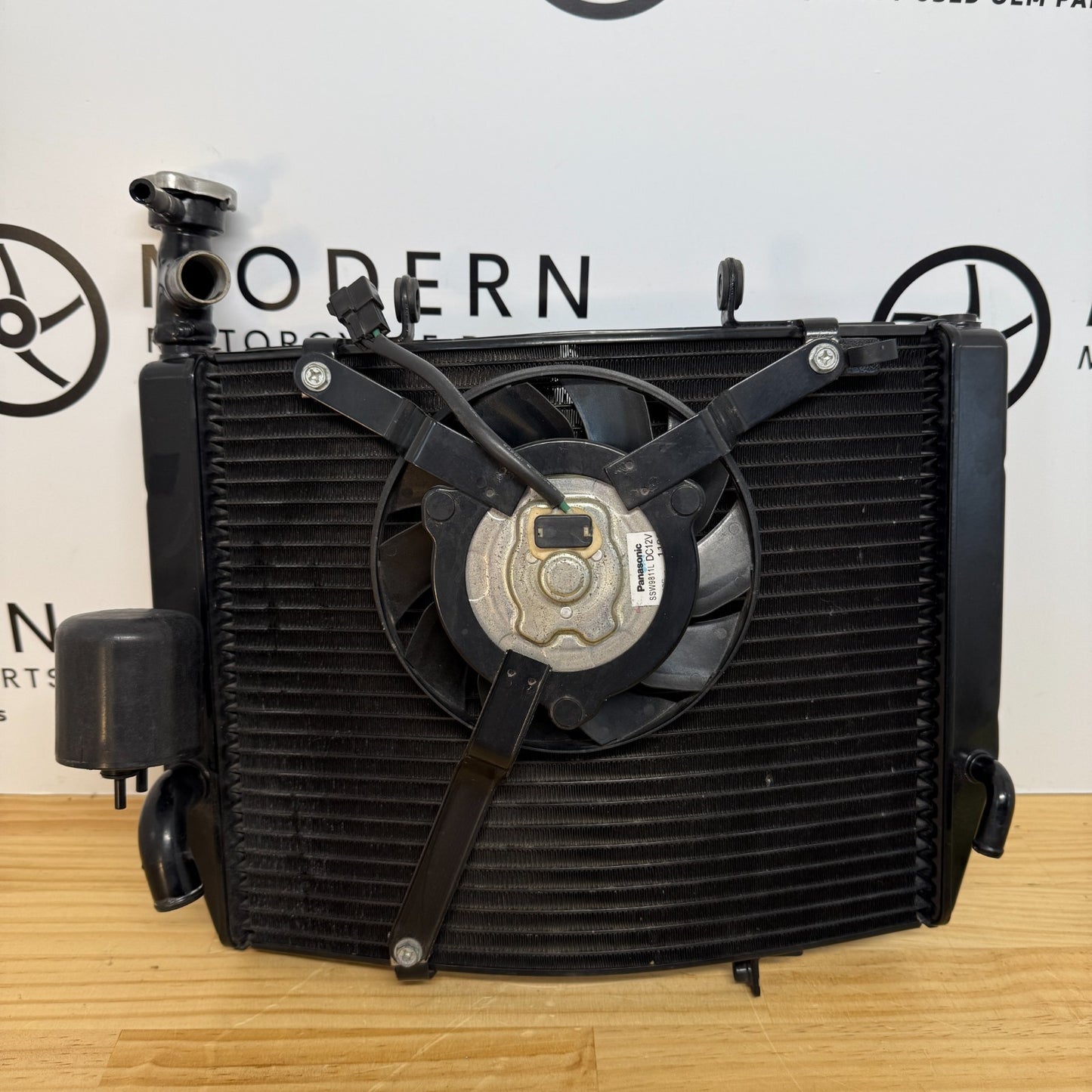 Triumph Daytona 675R 2009-2012 Radiator Complete T2100072 Genuine OEM