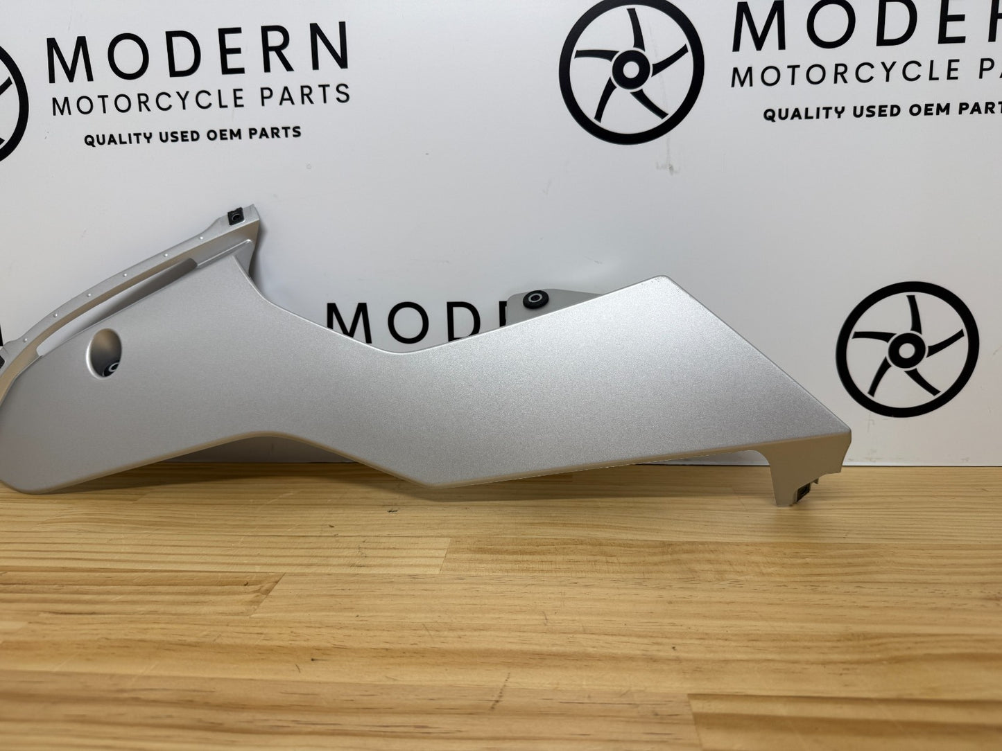 Yamaha YZF-R6 2017-2024 Left Lower Fairing Silver #2 BN6-28385-00-P1 Genuine OEM