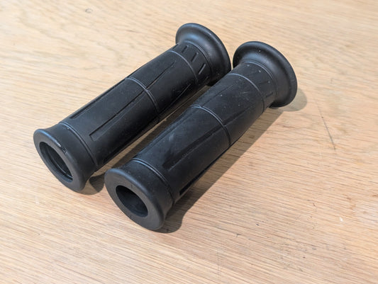 Kawasaki ZX10R Gen 4 2011-2015 OEM Hand Grips Pair