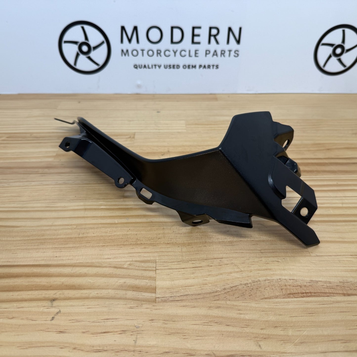 Yamaha YZF-R6 2017+ Right Upper Infill Fairing BN6-28229-00 Genuine OEM