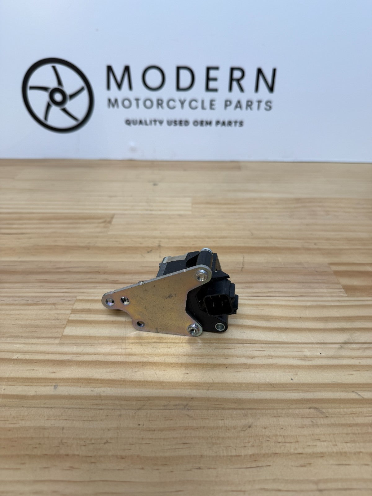 Triumph Daytona 675 2013-2017 Idle Speed Controller T1242818 Genuine OEM